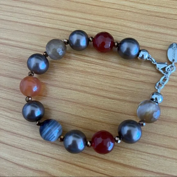 Semiprecious Stone Bead Bracelet - Picture 10 of 13